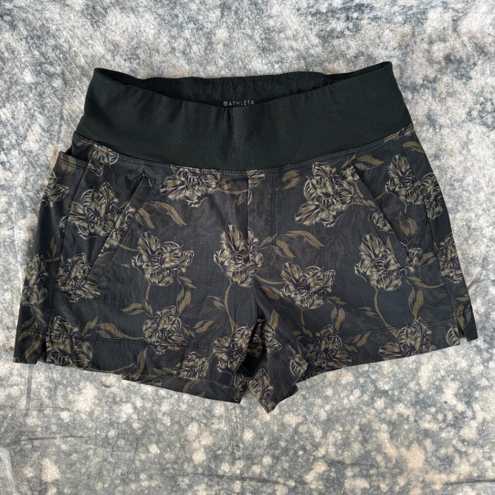 Athleta Trekkie North Printed Shorts - Grey Green Floral - 4